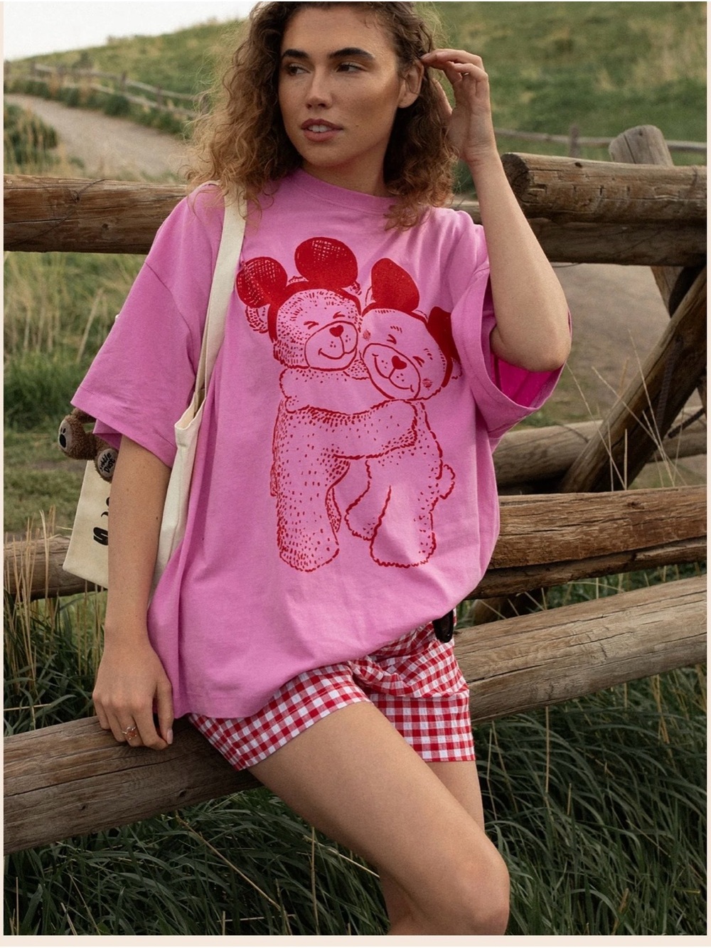 Pink Short Sleeve Graphic Tee with Hugging Bears